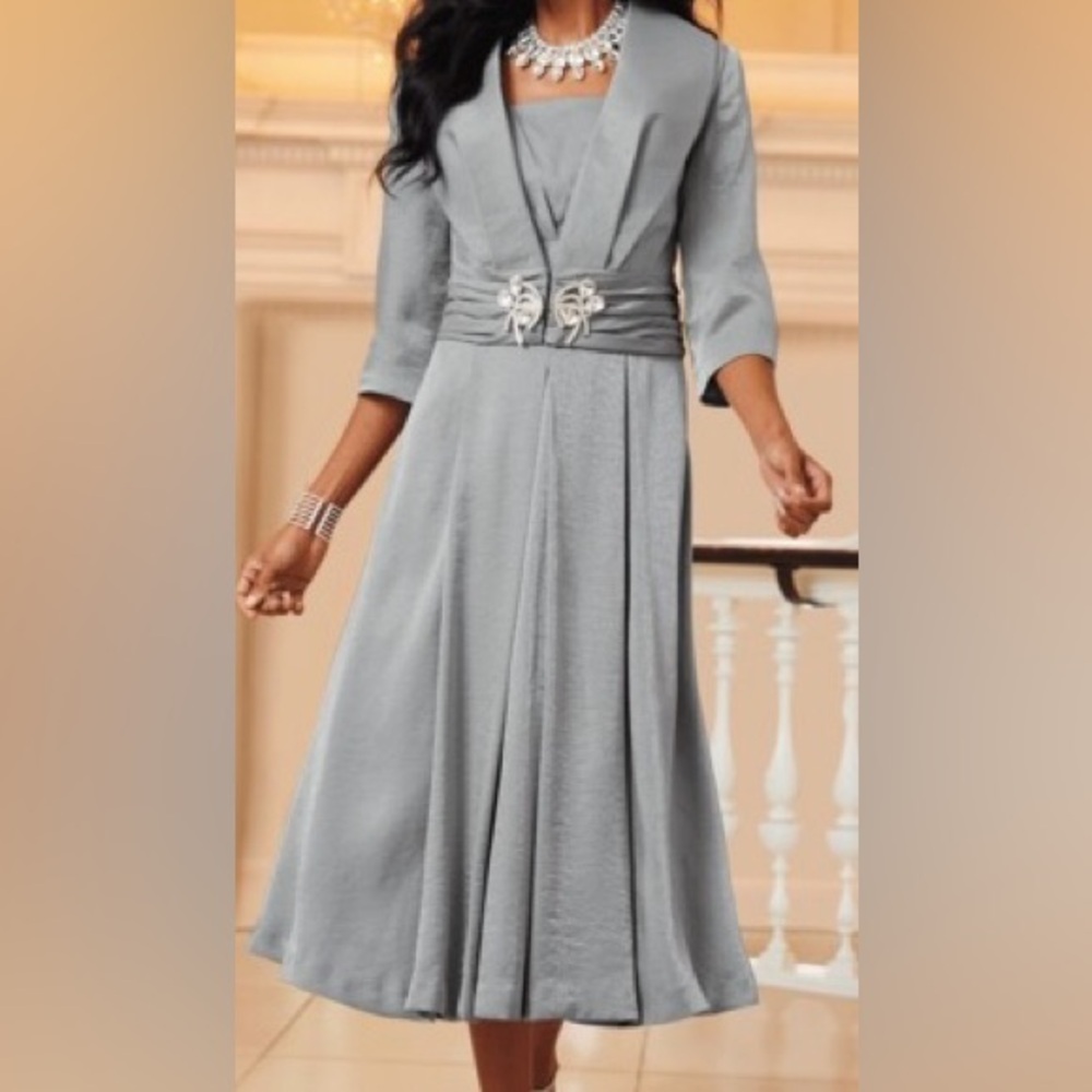 Sophisticated Gray Dress with Jacket